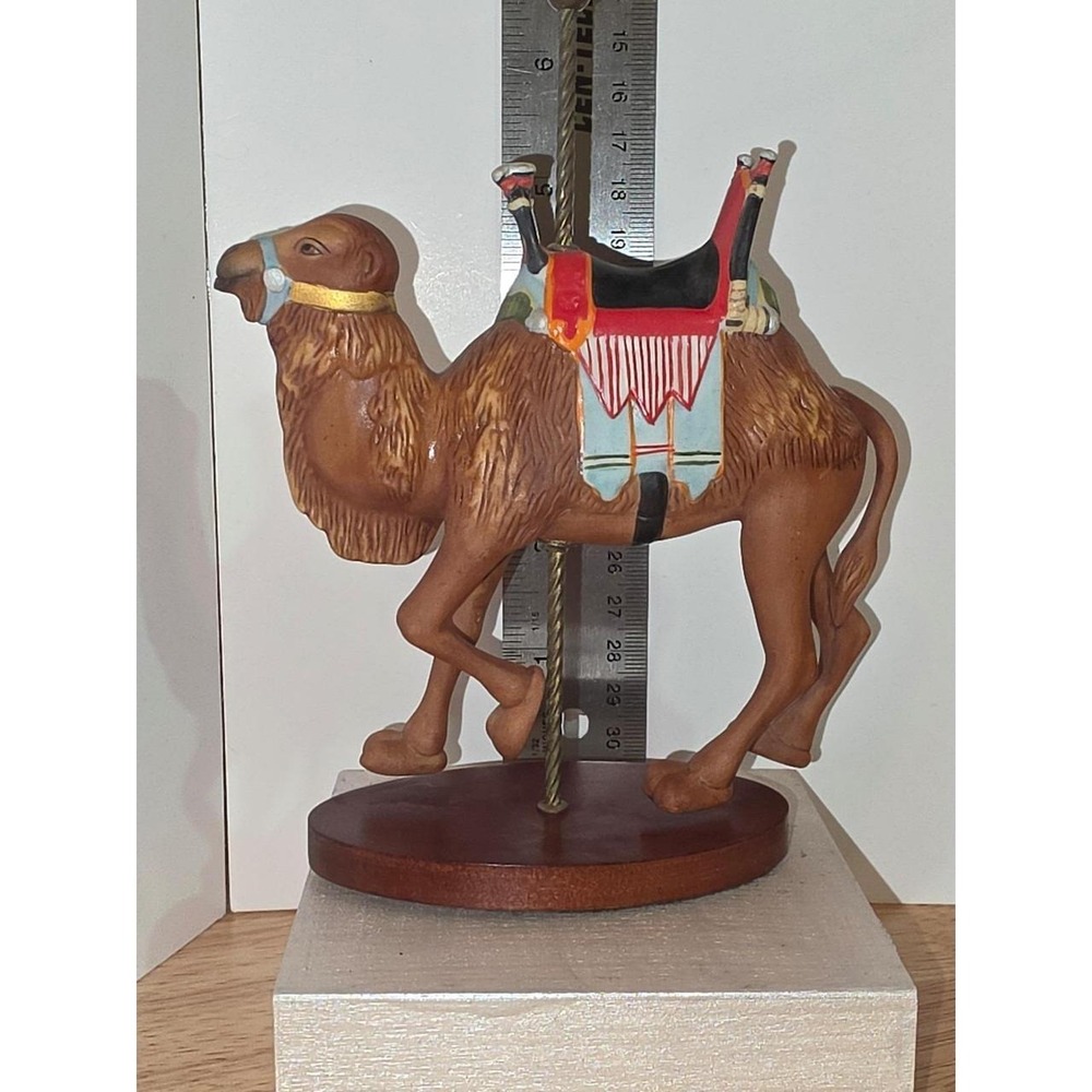 vintage 1988 Franklin Mint Treasury of Carousel Art camel figurine William Manns